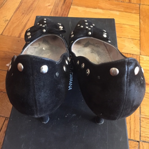 DOLCE & GABANNA Suede Studded Pumps - Picture 5 of 8